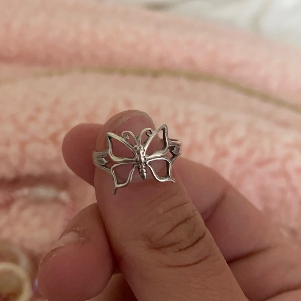 butterfly ring